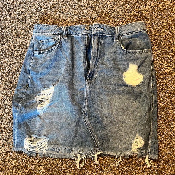 Hollister Jean Skirt - Picture 1 of 3